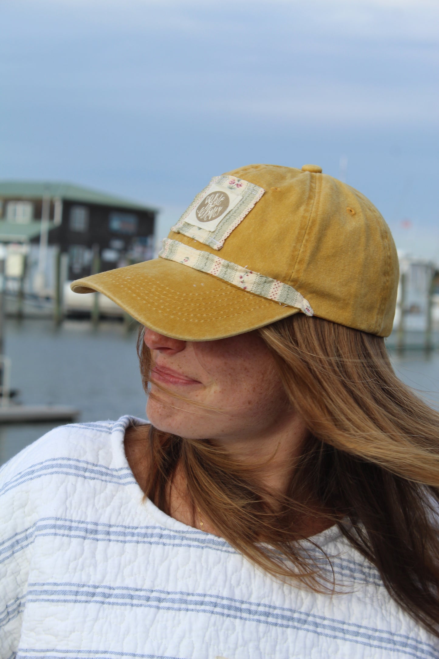 BANANA BREAD ROPE HAT