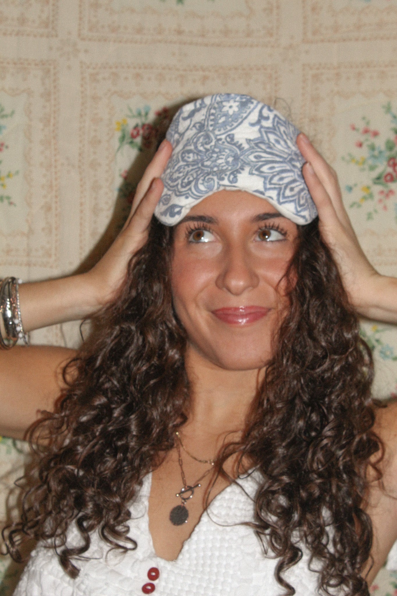 BEDTIME BLUES EYE MASK
