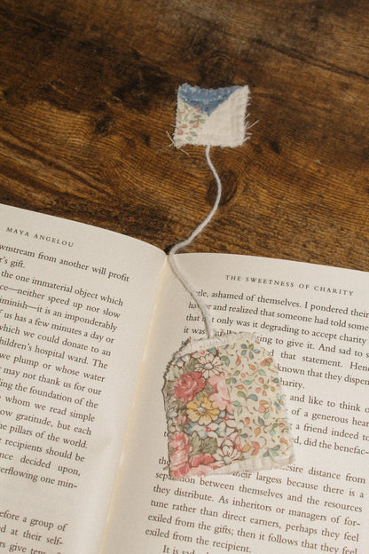 TEA TIME BOOKMARKS X3
