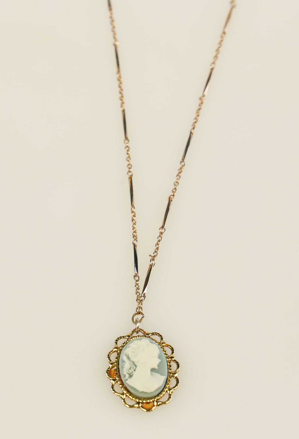 TIMELESS MUSE NECKLACE