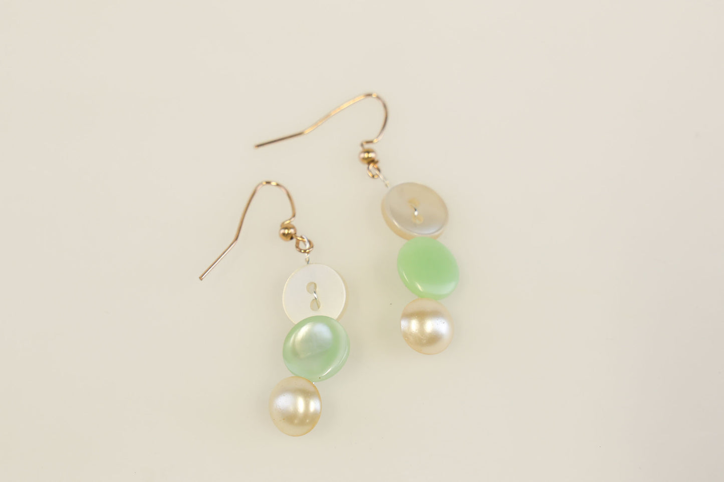 GREEN BUTTON EARRINGS