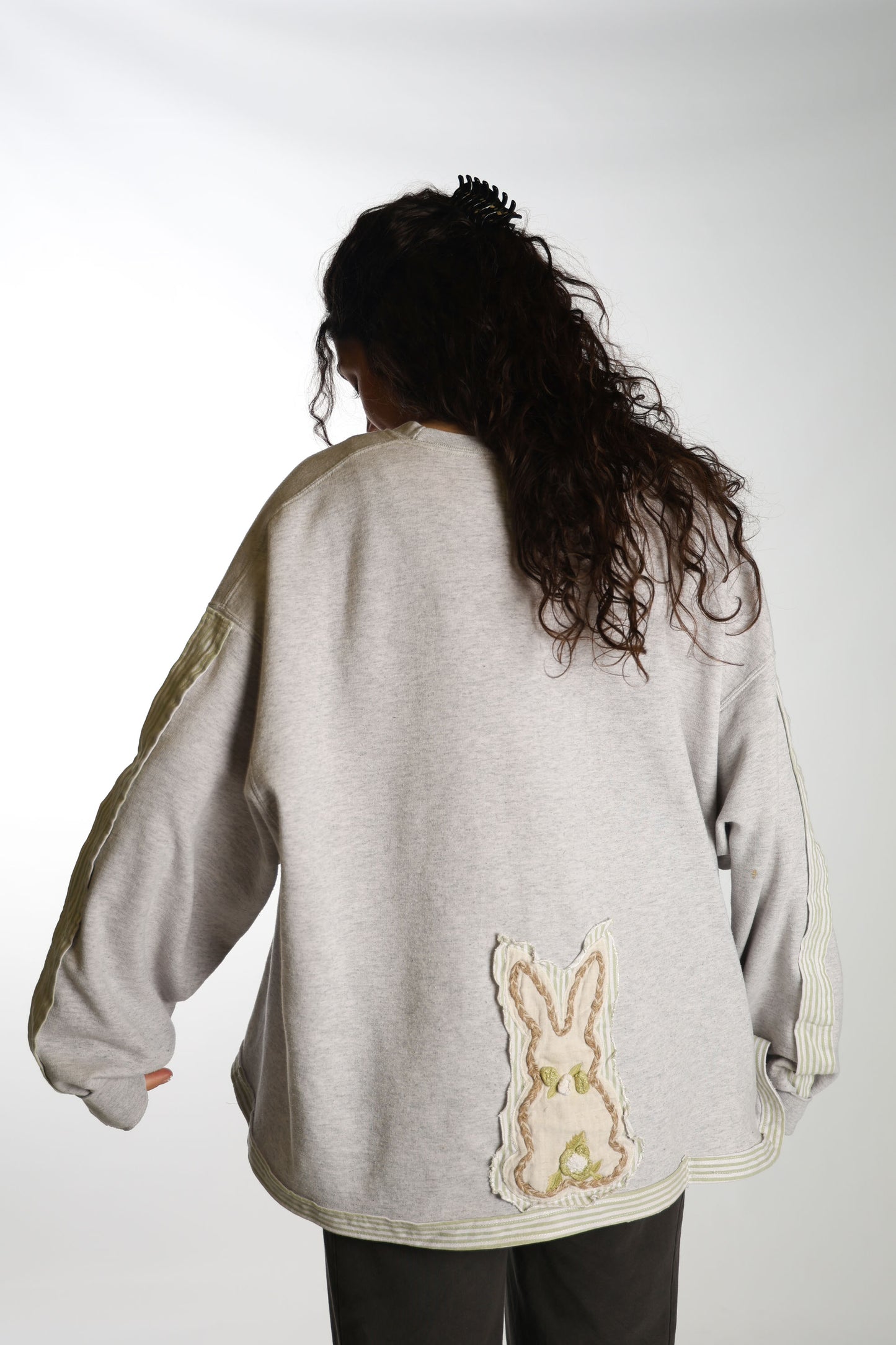 BUNNY BUM SWEATSHIRT