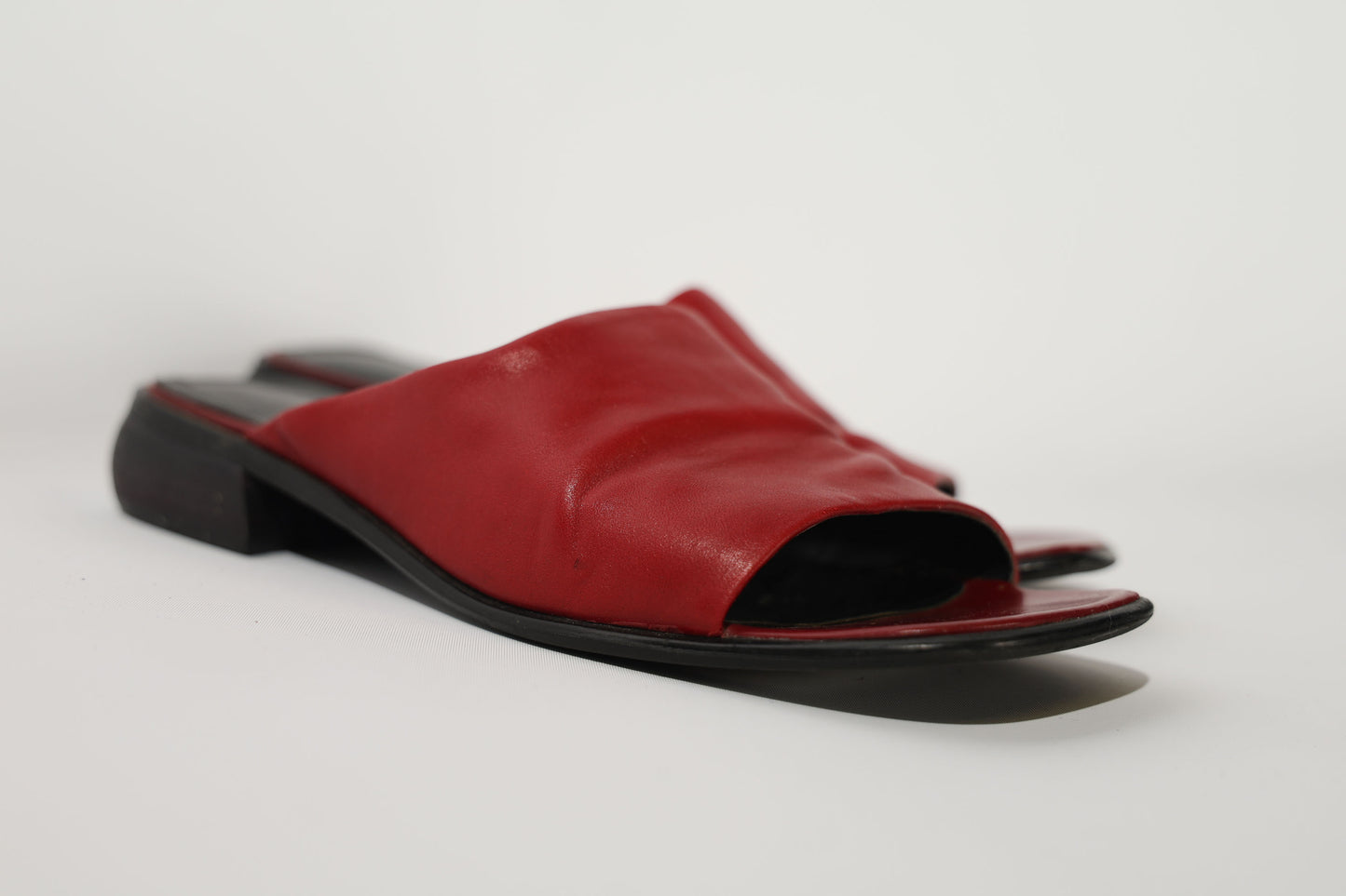 WINE DOWN SANDALS